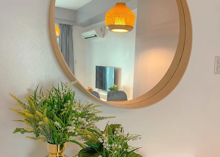 Center Suite- Scenic View With Balcony