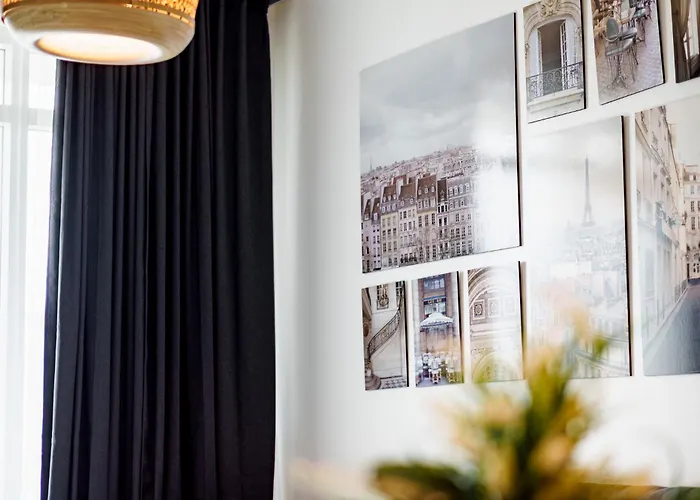 Aparthotel Center Suite- Scenic View With Balcony