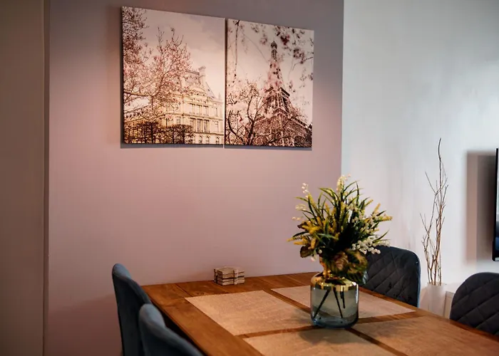 Aparthotel Center Suite- Scenic View With Balcony Cebu