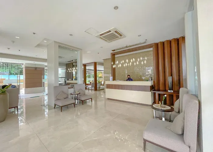 Center Suite- Scenic View With Balcony Cebu